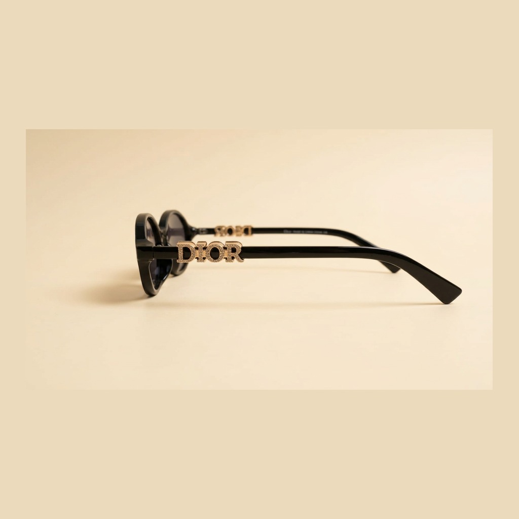 Gem — Black / Silver, side view